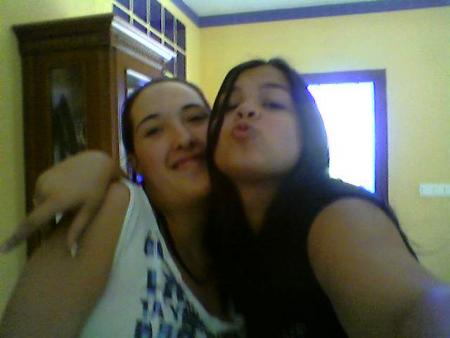 yo y jul en su casa un pelin ciegas,jaja.